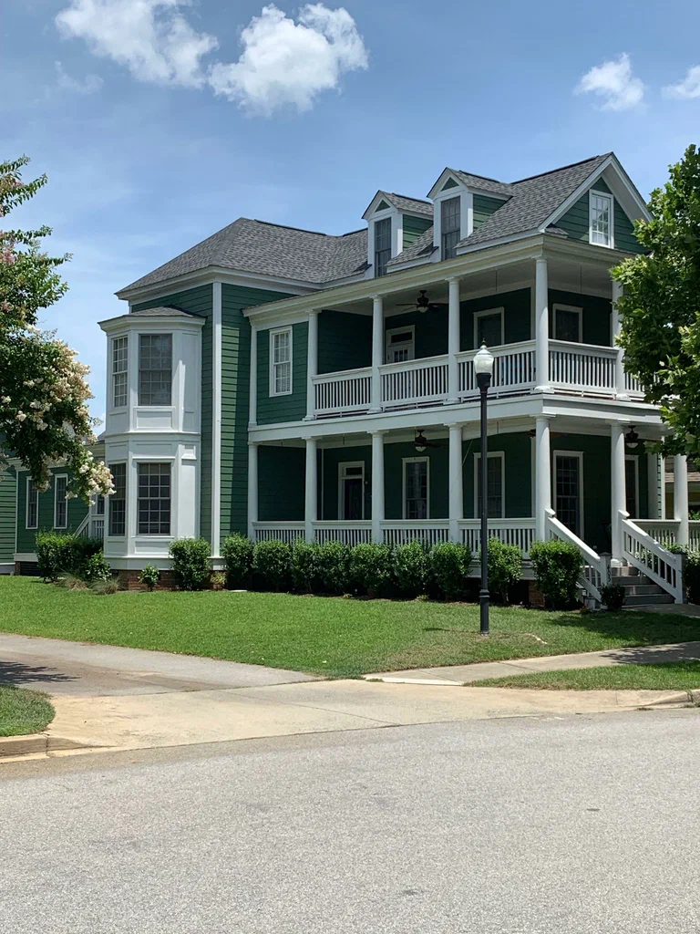 Expert House Exterior